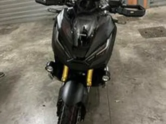 x-adv 750 modello 2023