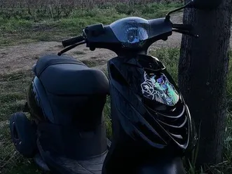 piaggio zip