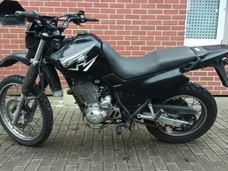 yamaha xt