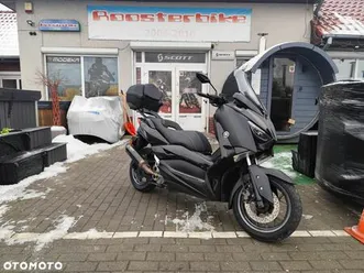 yamaha x-max