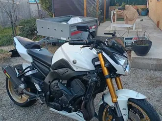 yamaha fz8 2010 état neuf 22000 kms