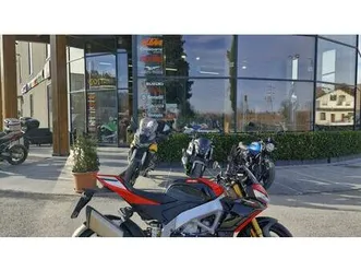 vendo aprilia tuono v4 factory se-09 sbk (2024) usata a chieti (codice 9920910) - moto.it