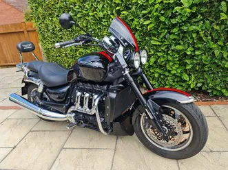 triumph rocket iii 2294 roadster custom cruiser petrol manual (148 ps) 2294 cc