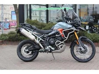 triumph tiger 900