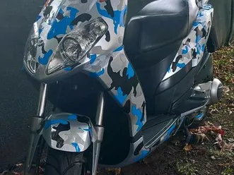 aprilia sportcity 125er roller