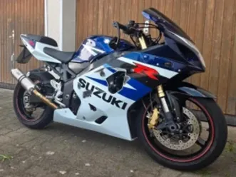 suzuki gsxr 750 к4