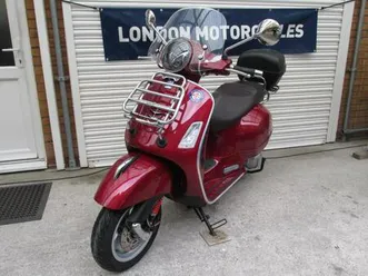 vespa gts 300 abs touring, 2017, 11k miles, fsh, stunning example