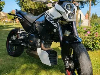ktm duke 690