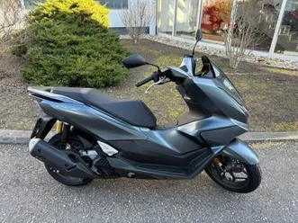 moto neuve: honda pcx125 dx
