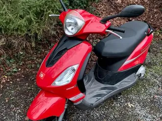 derbi boulevard ( bgl. piaggio fly ) 2t wenig km service frisch !