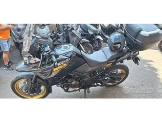 rara suzuki vstrom xt 1050 km 20000 in garanzia