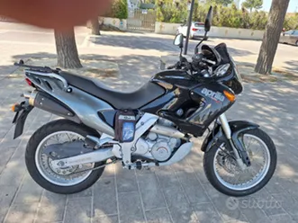aprilia pegaso cube 650