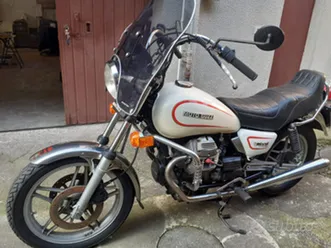 moto guzzi v35 custom