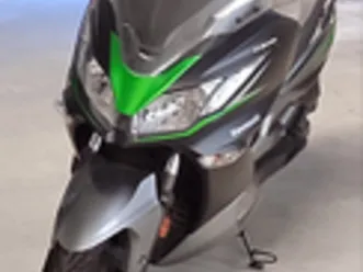 kawasaki j300 km.10ooo