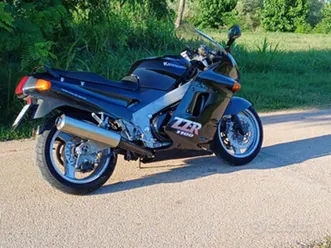 kawasaki zz r 1100