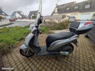 scooter honda 125ps