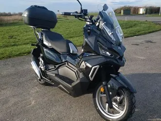 125 adx sym crossover 8mois