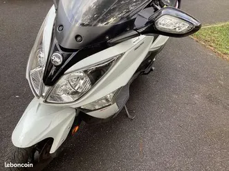scooter 300 sym gts blanc