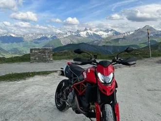 ducati hypermotard 950