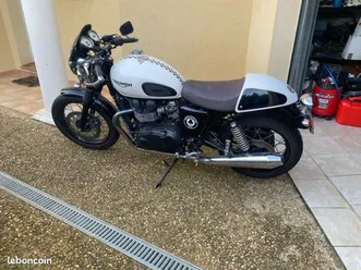 triumph thruxton ace
