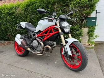 ducati monster 1100 evo