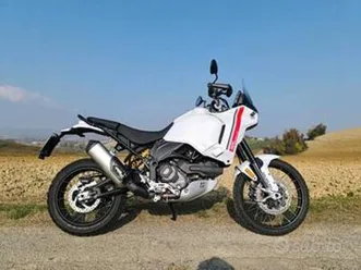 ducati desertx - 2023
