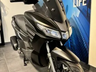 aprilia sxr 50 2026 50 cm3 | scooter | 151 km | noir | 78150 le chesnay