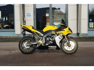 yamaha yzf-r1 50th anniversary rn12 akrapovic, gilles