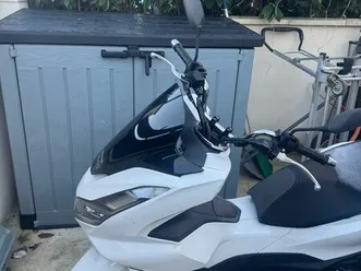 honda pcx 125 2021 première main