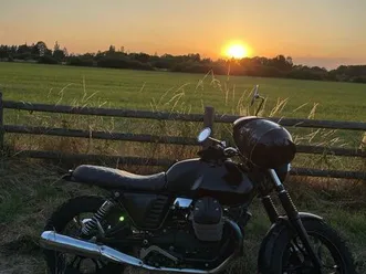 moto guzzi v7 stone 2014