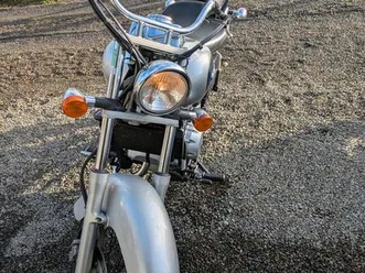 vend moto 125 shadow