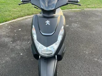 scooter peugeot kisbee black édition