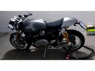 triumph thruxton 1200 r da vetrina