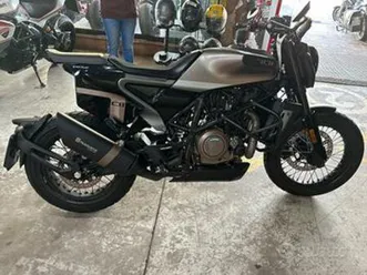 husqvarna svartpilen 701 anno 2021