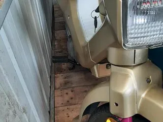 ② honda wallaroo a