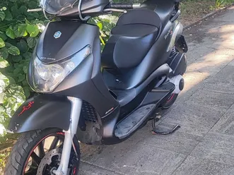 piaggio beverly is 250 →