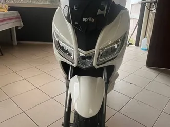 aprilia srx 50 2022
