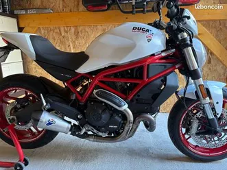 ducati monster 797+ a2