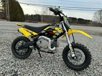 moto enfant ycf 50 a état neuf