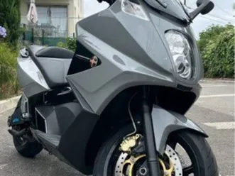scooter gp 800 2013