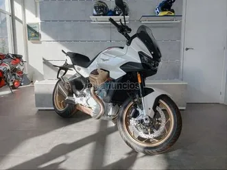 moto guzzi - v100 mandello