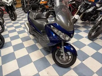 suzuki - burgman 200