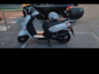 scooter kesbee peugeot 50