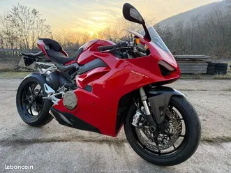 ducati panigale v4