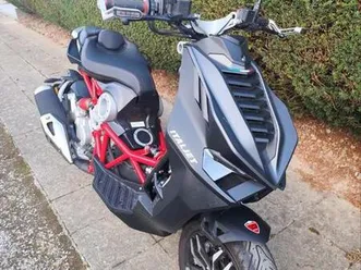 ② italjet dragster 125