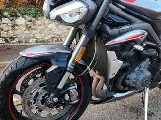 triumph street triple rs 765