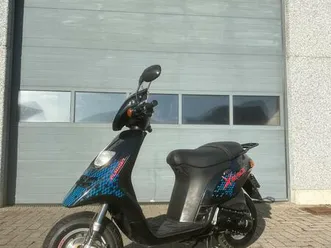 ② piaggio typhoon x-race “collectors item”