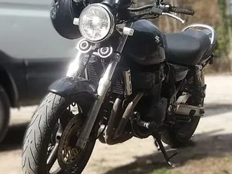 suzuki 750 inazuma