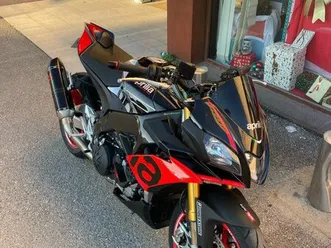 tuono v4 factory garantie