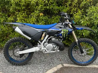 250 yz 2025 première main